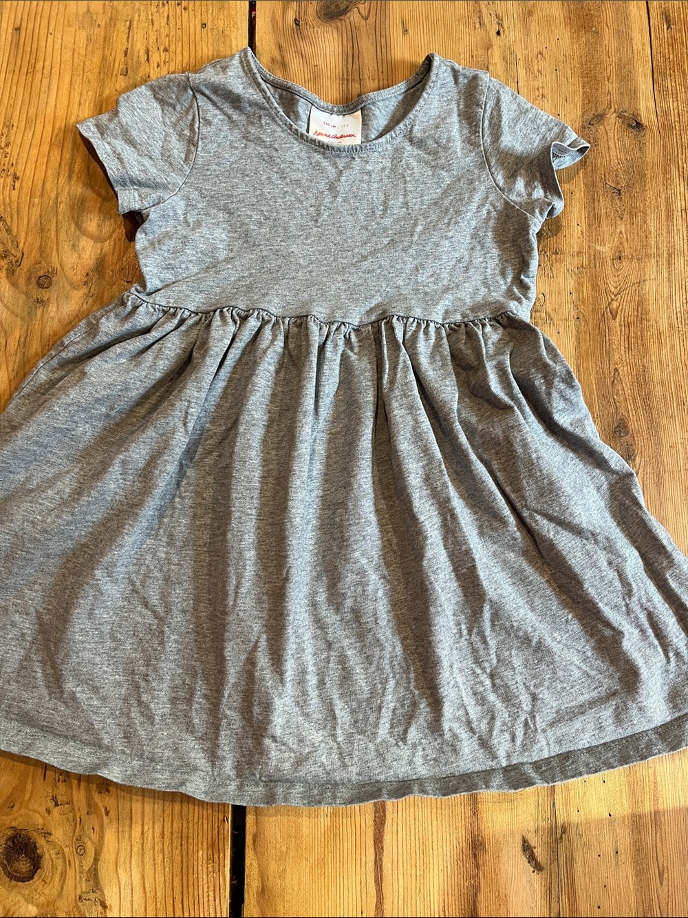HANNA ANDERSSON 110 Solid Grey Short Sleeve Playdress
